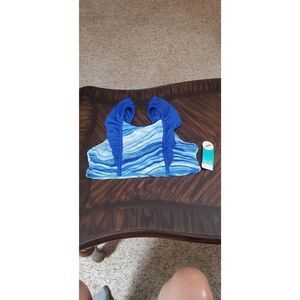 NWT OUTDOOR OASIS GIRLS SWIMSUIT TOP